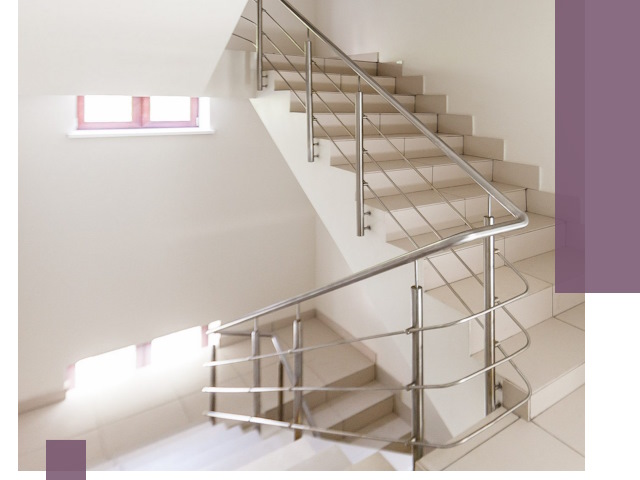 Установка и замена перил в подъезде в Белорецке