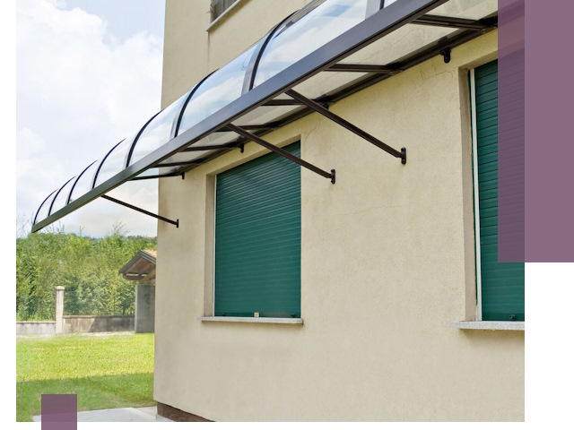 Козырьки над окнами в Белорецке — изготовление и монтаж по выгоде