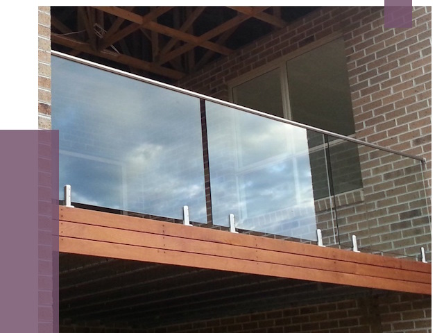 Стеклянные парапеты на крыше и террасе в Белорецке от 11404 руб. | ПРОЛЁТ-Блр